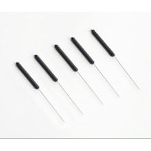 Aiguilles d&#39;acupuncture stériles avec poignées conductrices en plastique